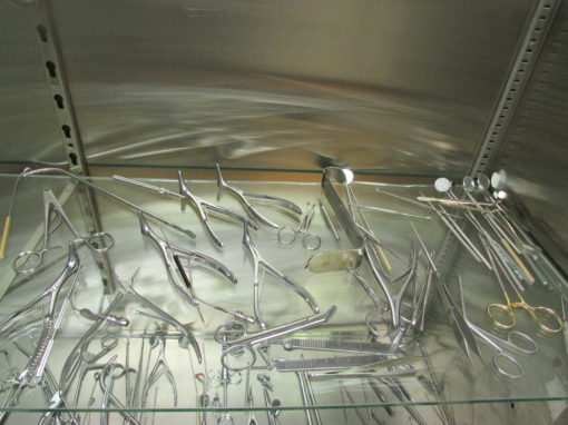 Surgical Instruments - Image 6